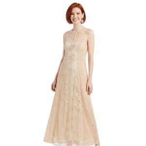 Forever 21 Contemporary Women Sleeveless Lace Maxi Cream Dress or
Cover-Up
